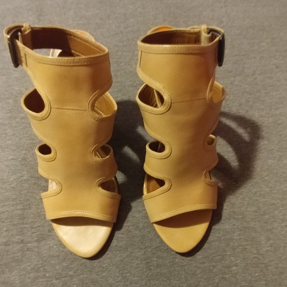 Franco Sarto wedge sandals - Picture 3 of 5